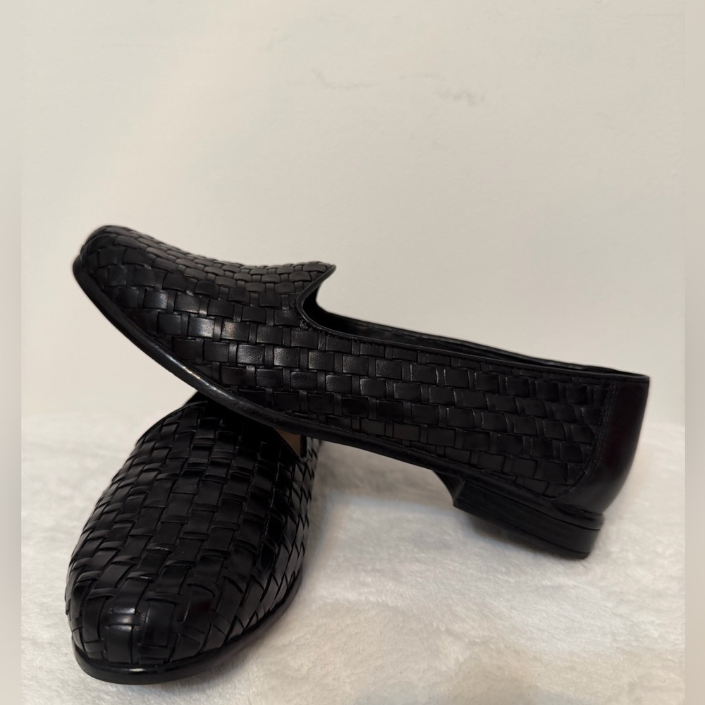 Trotters Black Woven Leather Flats
